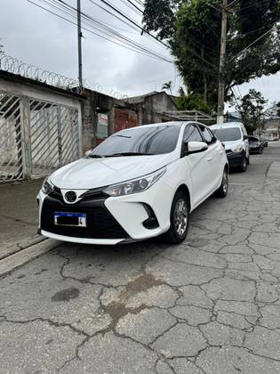 TOYOTA YARIS 1.5 16V FLEX XS MULTIDRIVE TOYOTA YARIS 1.5 16V FLEX XS MULTIDRIVE